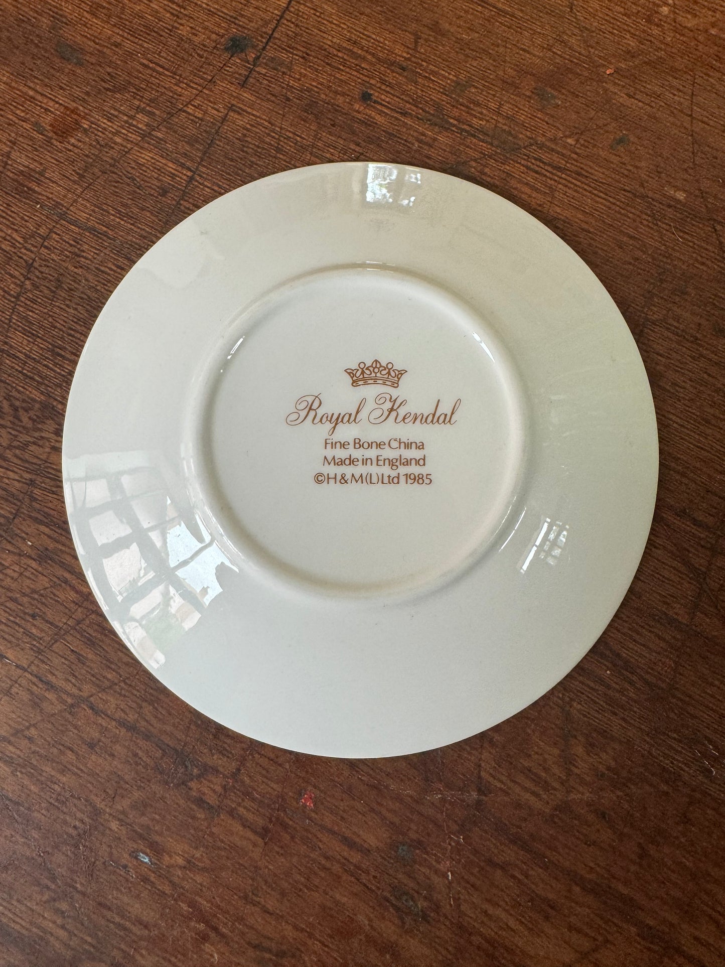 Royal Kendal Fine Bone China Trinket / Pin /Tea Bag Dish